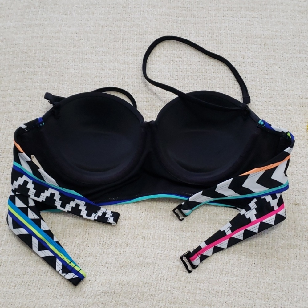 Swim top - Picture 2 of 3